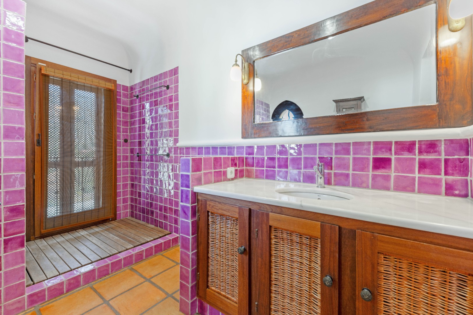 4134N - Villa im Ibiza Stil mit Meerblick zu kaufen in Moraira